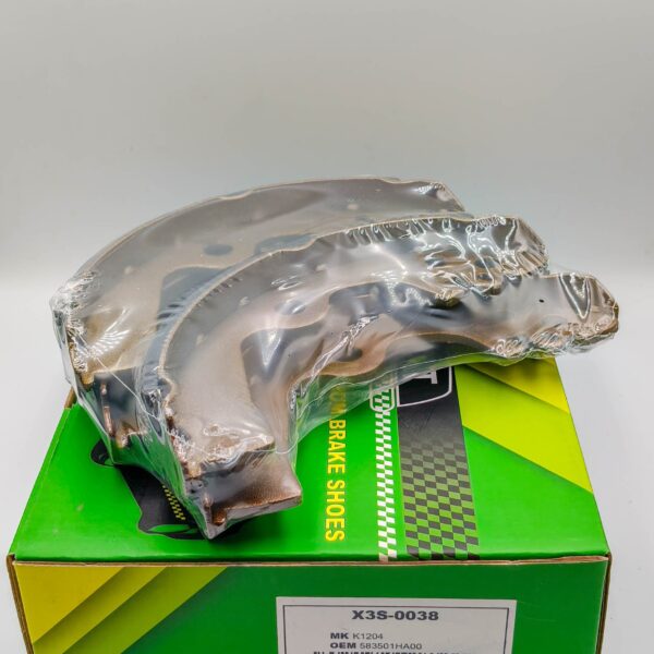 Колодки тормозные задние барабанные IXAT X3S0038 NI March K11 92-02, Cube Z10 98-02