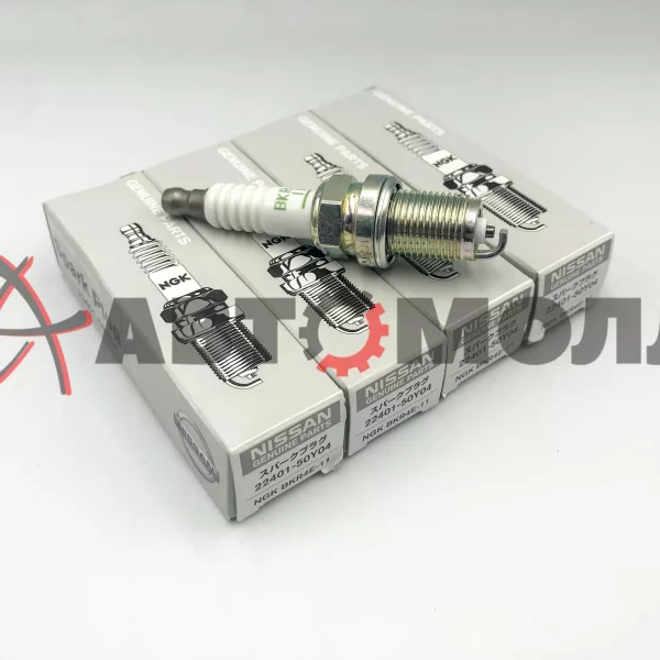 Свеча зажигания Nissan 2240150Y04 GA13/15/16 KA24
