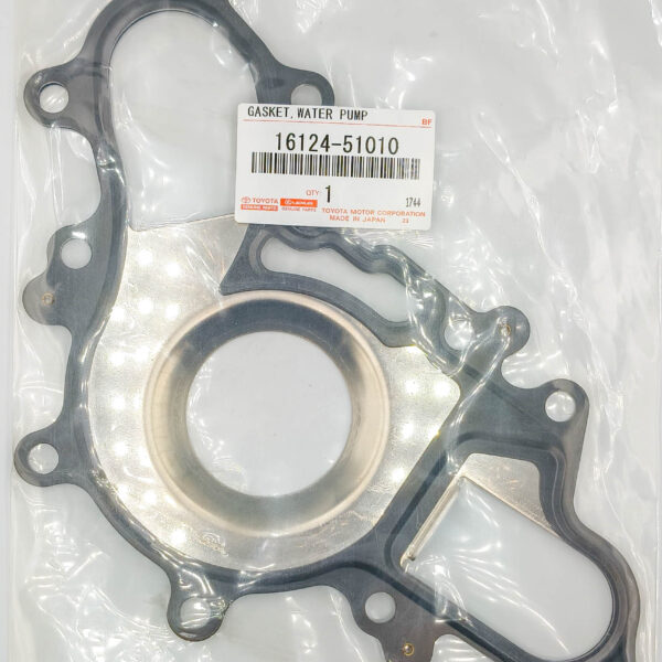 Прокладка уплотнительная помпы охлаждения Toyota 1612451010 1VD-FTV Land Cruiser J200 2007-