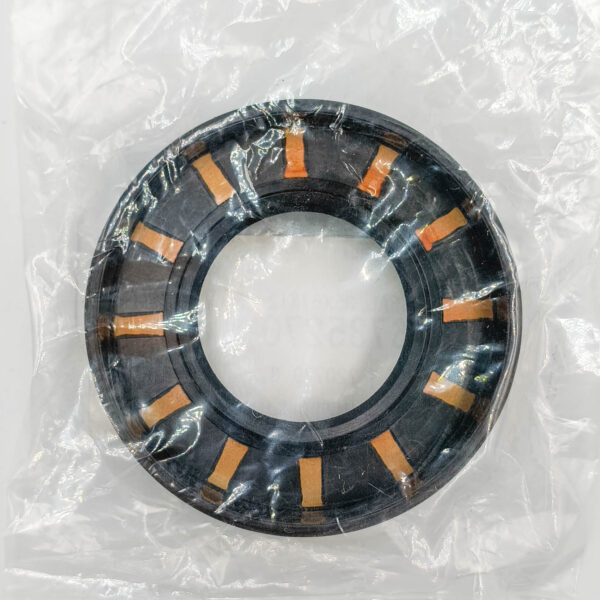 Сальник хвостовика редуктора Subaru 806735270