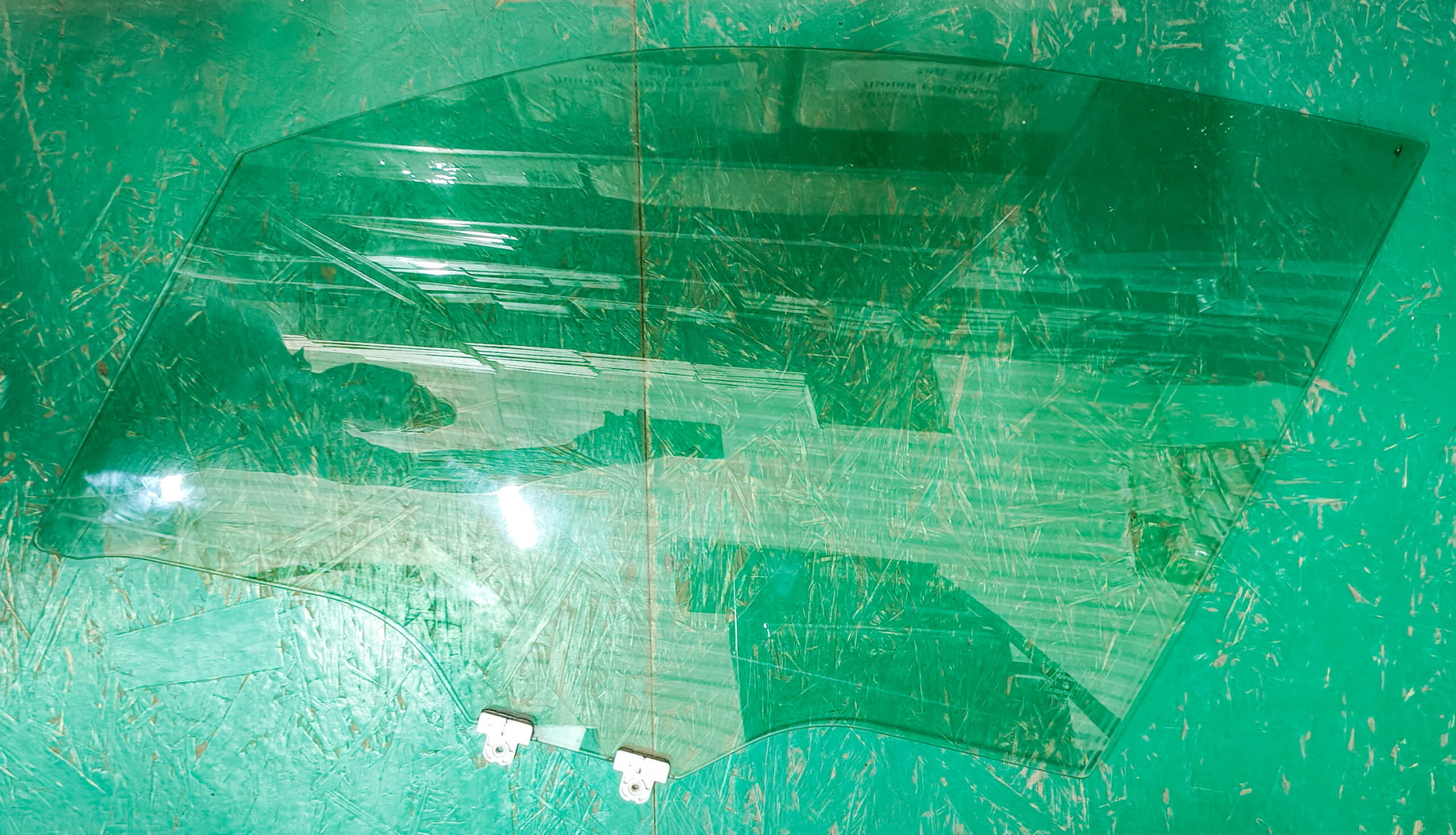 Стекло двери переднее левое Subaru 61011SG010 б/у!!! Forester SJ 2013-2018 Стекло двери переднее левое Subaru 61011SG010 б/у!!! Forester SJ 2013-2018