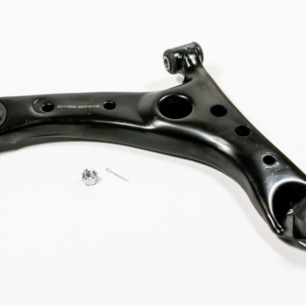 Рычаг подвески передний правый JustDrive JDCP0111R Toyota Ipsum Picnic ACM21 2001-2009