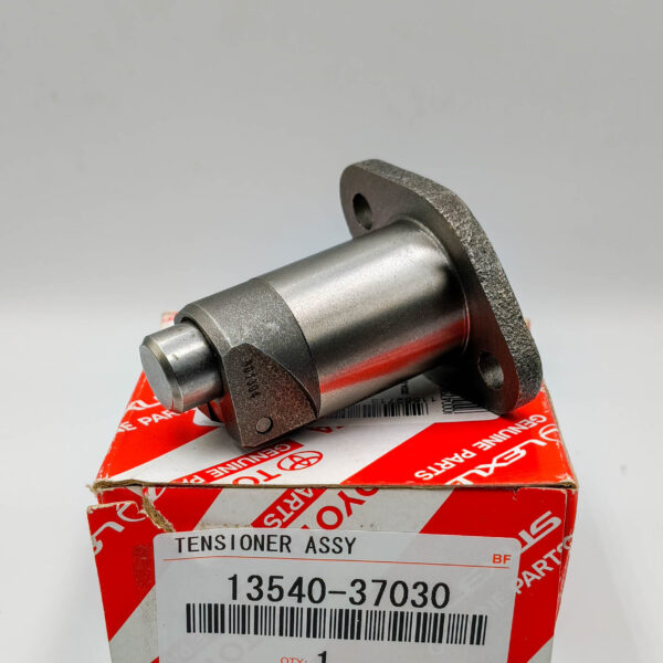 Гидронатяжитель ГРМ Toyota 1354037030 Voxy ZWR80 Wish ZGE21 1ZR-FE 2ZR-FE